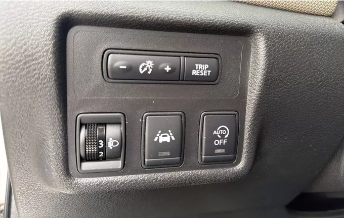 NISSAN MICRA IG-T 90 Business Edition photo 17 212586