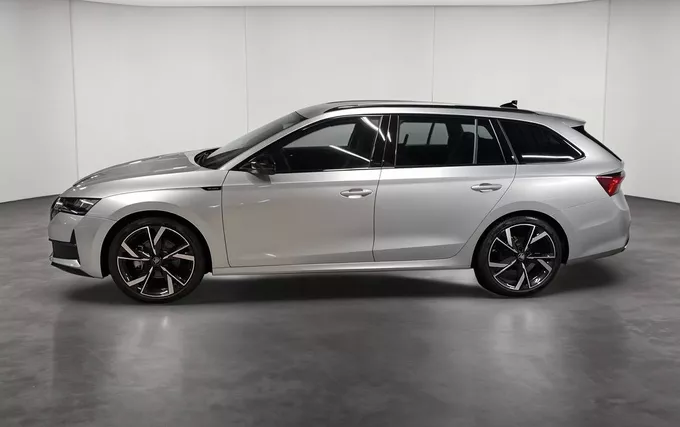 SKODA OCTAVIA Combi 2.0 TDI 150 ch SCR DSG7 Sportline extérieur côté gauche 2131907