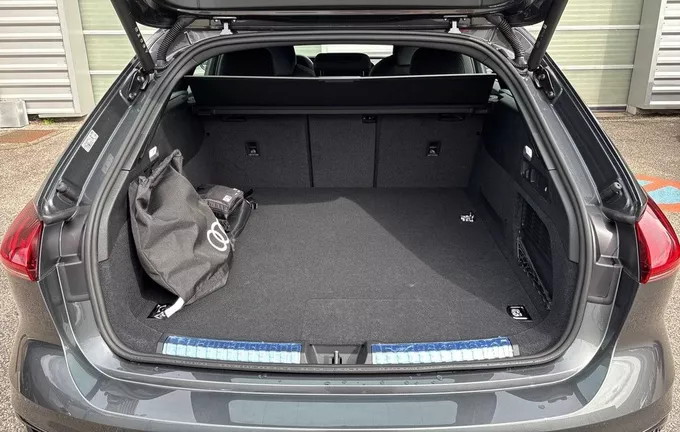 AUDI A5 Avant e-hybrid 299 ch S tronic 7 Quattro S line photo 10 8848
