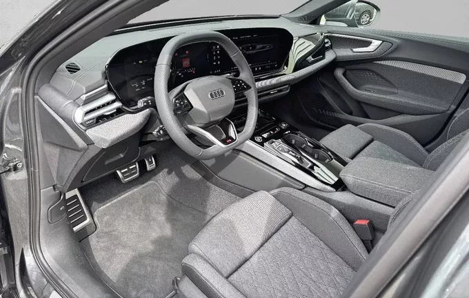 AUDI A5 Avant e-hybrid 299 ch S tronic 7 Quattro S line photo 11 8848