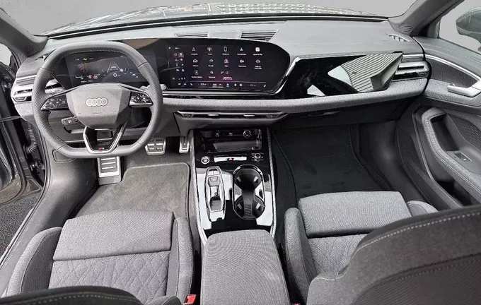 AUDI A5 Avant e-hybrid 299 ch S tronic 7 Quattro S line photo 18 8848