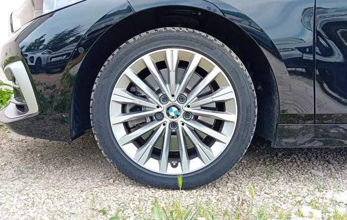 BMW SERIE 1 120d xDrive 190 ch BVA8 Luxury photo 9 560541