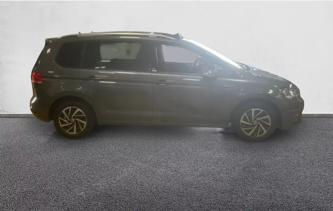 VOLKSWAGEN TOURAN 1.5 TSI EVO 150 7pl Connect extérieur côté droit 213350