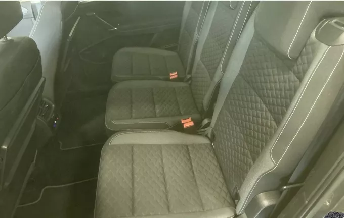 VOLKSWAGEN TOURAN 1.5 TSI EVO 150 7pl Connect extérieur arrière 213350