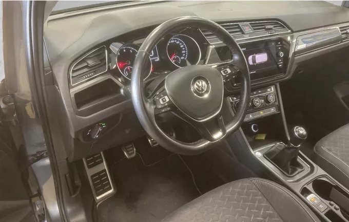 VOLKSWAGEN TOURAN 1.5 TSI EVO 150 7pl Connect photo 13 213350