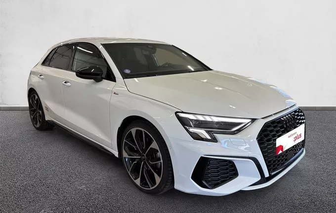 AUDI A3 Sportback TFSI Mild Hybrid 150 S tronic 7 S line extérieur trois quart avant droit 2129694