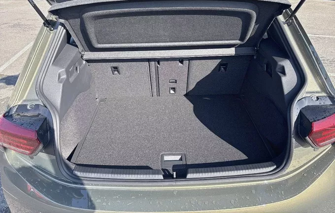 VOLKSWAGEN ID.3 Neo 50 kWh Life photo 10 9549