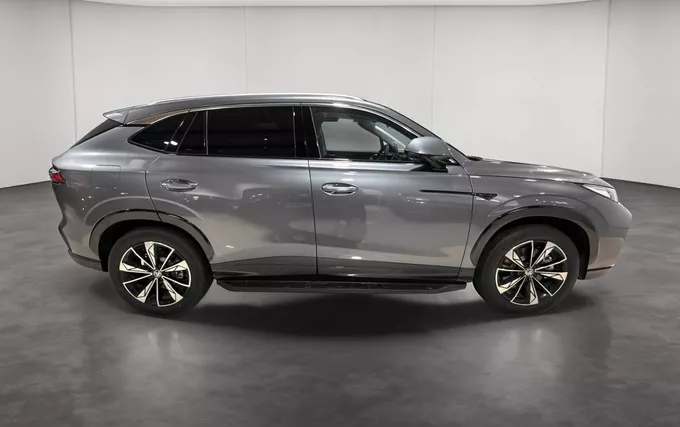 MG EHS 1.5T PHEV 272 ch Luxury extérieur côté droit 8612