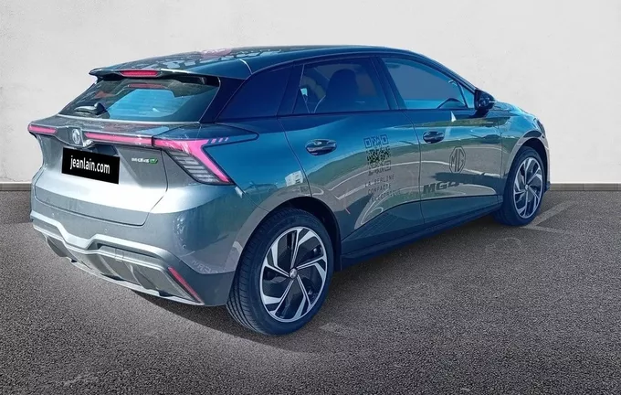 MG MG4 EV 77kWh - 180 kW Premium extérieur trois quart arrière droit 9916