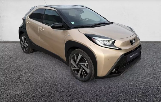 TOYOTA AYGO X 1.0 VVT-i 72 Collection extérieur trois quart avant droit 1103903