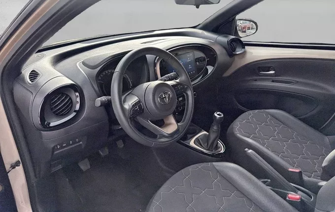 TOYOTA AYGO X 1.0 VVT-i 72 Collection photo 11 1103903