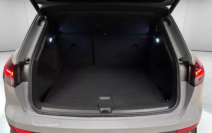 AUDI Q4 E-TRON 45 285 ch 82 kWh photo 10 2133063