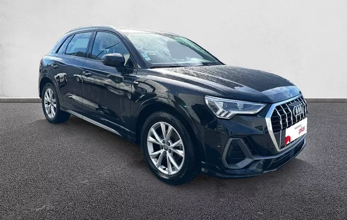 AUDI Q3 35 TFSI 150 ch S line extérieur trois quart avant droit 2125287