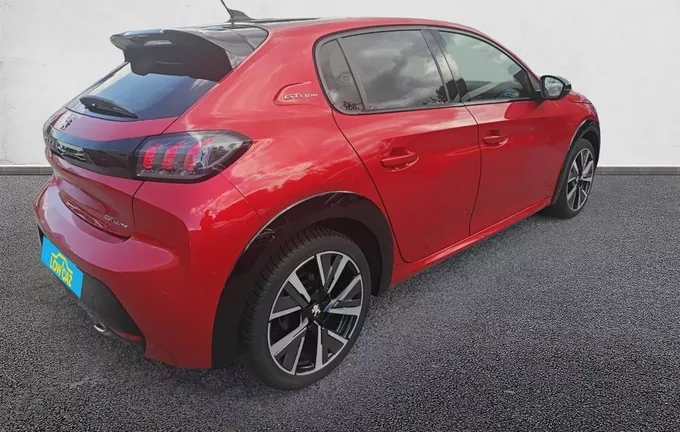 PEUGEOT 208 PureTech 100 S&S EAT8 GT Line extérieur trois quart arrière droit 213271