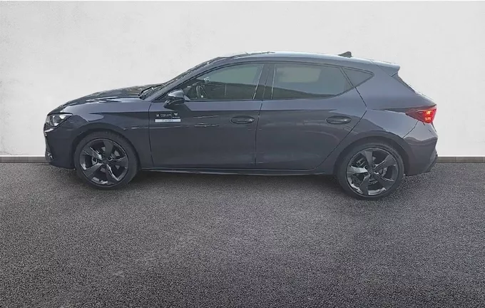 CUPRA LEON 1.5 eTSI Hybrid 150 ch DSG7 V extérieur trois quart arrière gauche 1165