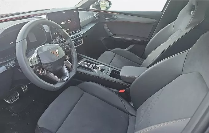 CUPRA LEON 1.5 eTSI Hybrid 150 ch DSG7 V photo 13 1165