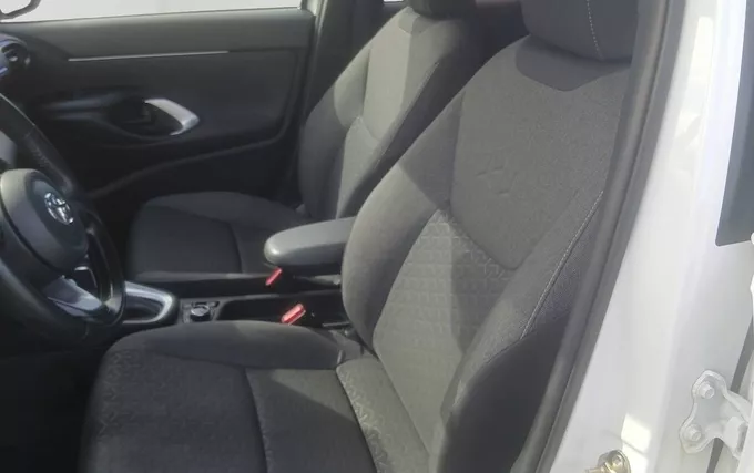 TOYOTA YARIS CROSS Hybride 116h AWD-i Design photo 11 1103986