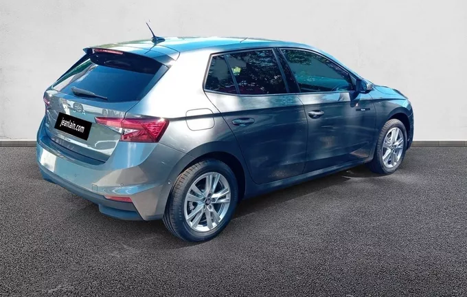 SKODA FABIA 1.5 TSI 150 ch EVO 2 DSG7 Clever Edition extérieur trois quart arrière droit 4655