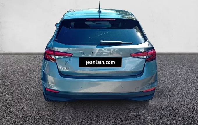 SKODA FABIA 1.5 TSI 150 ch EVO 2 DSG7 Clever Edition extérieur arrière 4655