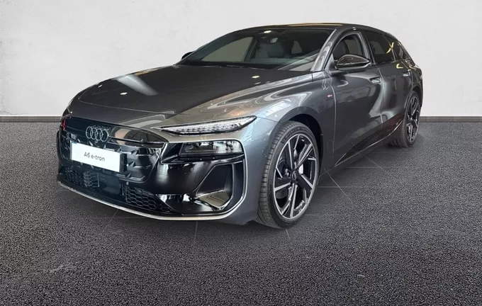 AUDI A6 E-TRON Avant Quattro S line extérieur trois quart avant gauche 7892