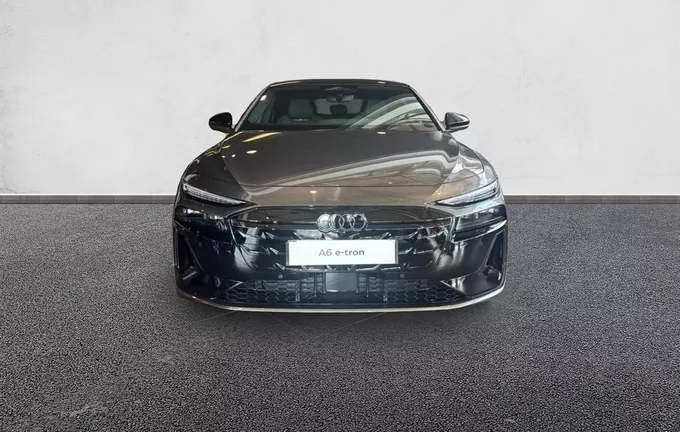 AUDI A6 E-TRON Avant Quattro S line extérieur avant 7892
