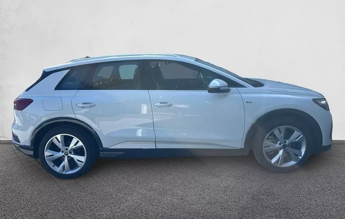 AUDI Q4 E-TRON 45 285 ch 82 kWh extérieur côté droit 2130977