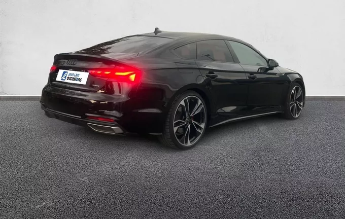 AUDI A5 Sportback 40 TDI 204 S tronic 7 Quattro Competition extérieur trois quart arrière droit 560676
