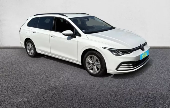 VOLKSWAGEN GOLF SW 1.5 eTSI OPF 130 DSG7 Life Plus extérieur trois quart avant droit 213345