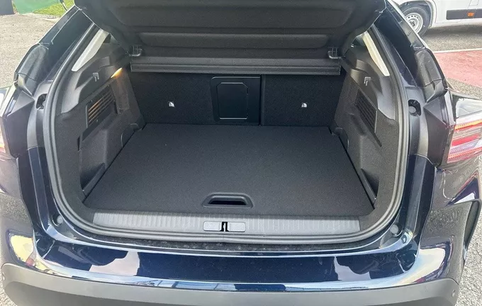 CITROEN C4 Hybride 145 e-DCS6 Max extérieur arrière 990958