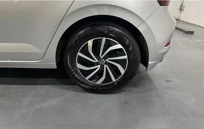 VOLKSWAGEN POLO 1.0 TSI 95 S&S BVM5 photo 12 2124909