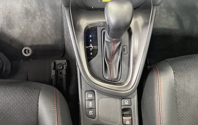 TOYOTA YARIS CROSS Hybride 130h 2WD GR SPORT photo 13 1103712