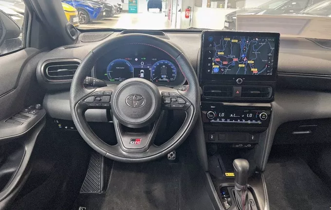 TOYOTA YARIS CROSS Hybride 130h 2WD GR SPORT photo 18 1103712