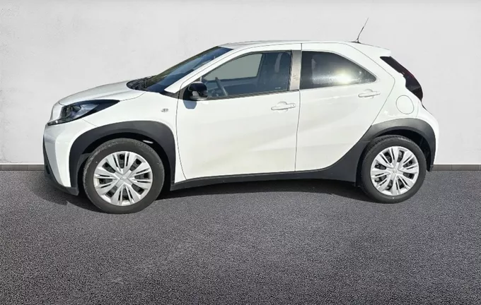 TOYOTA AYGO X 1.0 VVT-i 72 Dynamic extérieur côté gauche 1103555