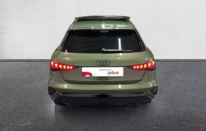 AUDI A3 Sportback TFSI e Hybride rechargeable 272 S tronic 6 S line extérieur arrière 2126596