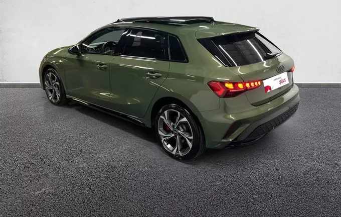 AUDI A3 Sportback TFSI e Hybride rechargeable 272 S tronic 6 S line extérieur trois quart arrière gauche 2126596