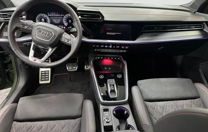 AUDI A3 Sportback TFSI e Hybride rechargeable 272 S tronic 6 S line photo 18 2126596