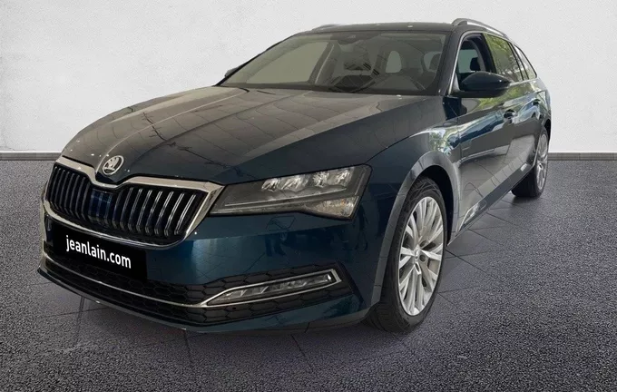 SKODA SUPERB Combi 1.5 TSI 150 ACT DSG7 Style extérieur trois quart avant gauche 0437
