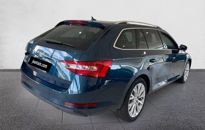 SKODA SUPERB Combi 1.5 TSI 150 ACT DSG7 Style extérieur trois quart arrière droit 0437
