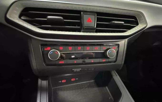 SEAT IBIZA 1.0 TSI 95 ch S/S BVM5 Copa photo 14 2132827