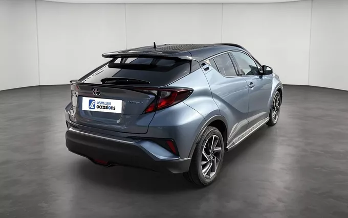 TOYOTA C-HR Hybride 1.8L Design extérieur trois quart arrière droit 1103914