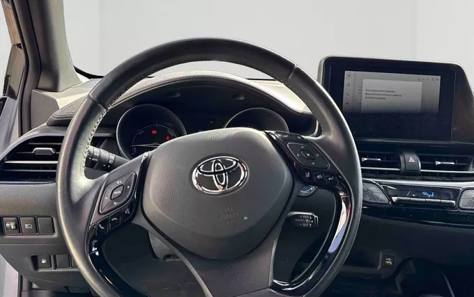 TOYOTA C-HR Hybride 1.8L Design photo 12 1103914