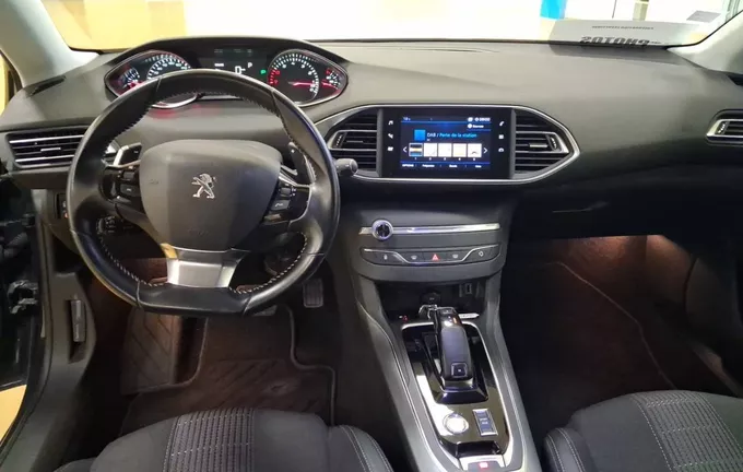 PEUGEOT 308 PureTech 130ch S&S EAT8 Allure photo 18 212822