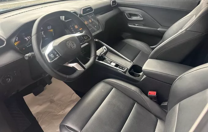 MG ZS 1.5 L Hybrid+ 197 ch Luxury photo 11 601356