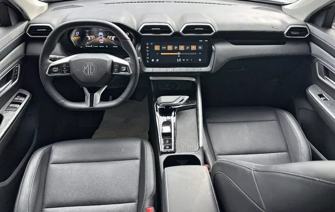 MG ZS 1.5 L Hybrid+ 197 ch Luxury photo 18 601356