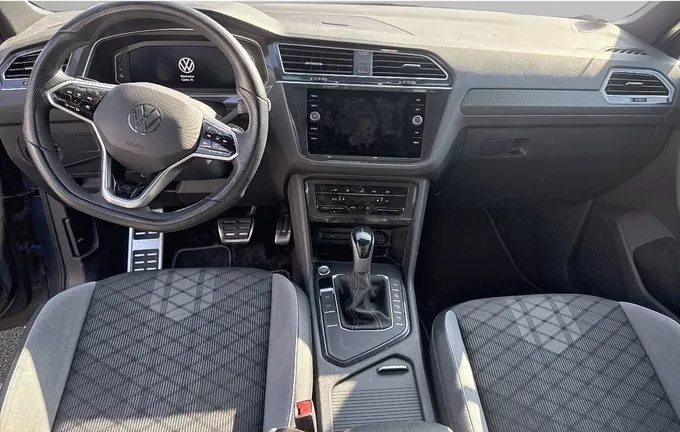 VOLKSWAGEN TIGUAN 1.4 eHybrid 245ch DSG6 R-Line extérieur trois quart avant droit 2130532