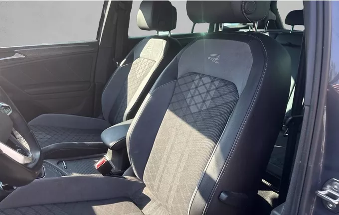VOLKSWAGEN TIGUAN 1.4 eHybrid 245ch DSG6 R-Line extérieur trois quart arrière droit 2130532