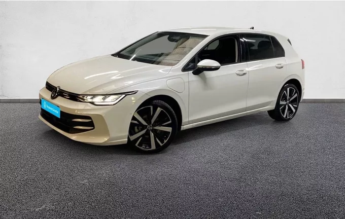 VOLKSWAGEN GOLF 1.5 eHybrid 204 DSG6 VW Edition extérieur trois quart avant gauche 2125343