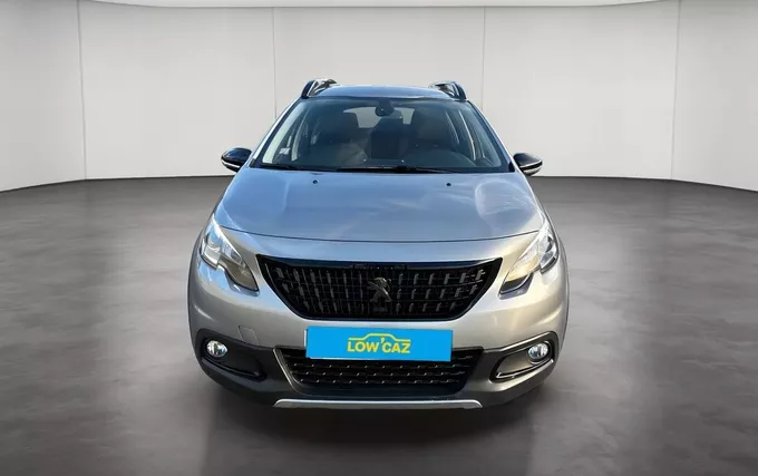 PEUGEOT 2008 PureTech 110ch S&S EAT6 GT Line extérieur avant 213724