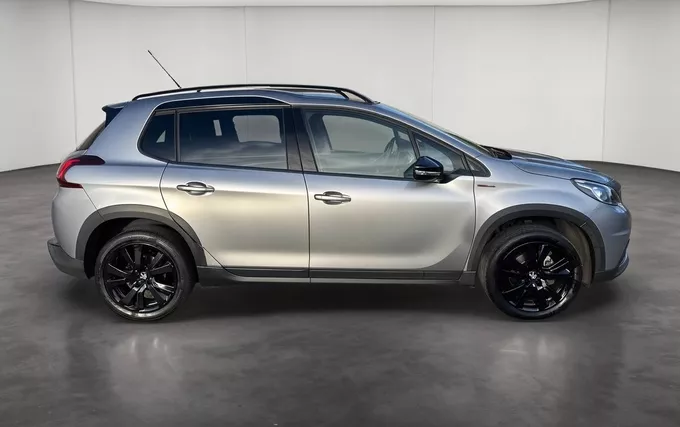PEUGEOT 2008 PureTech 110ch S&S EAT6 GT Line extérieur côté droit 213724