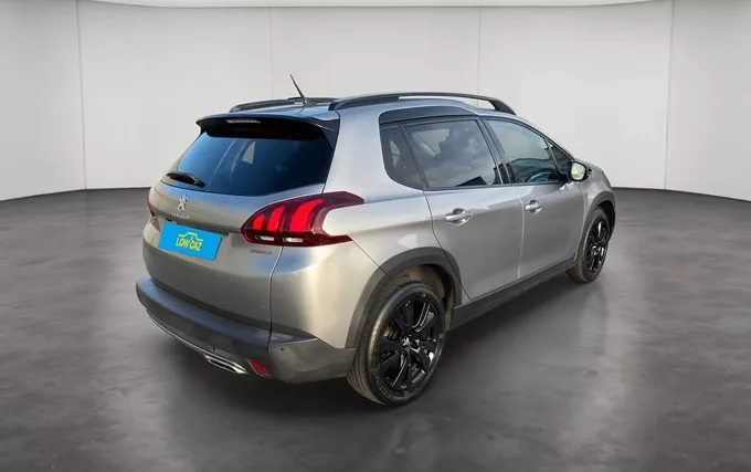 PEUGEOT 2008 PureTech 110ch S&S EAT6 GT Line extérieur trois quart arrière droit 213724